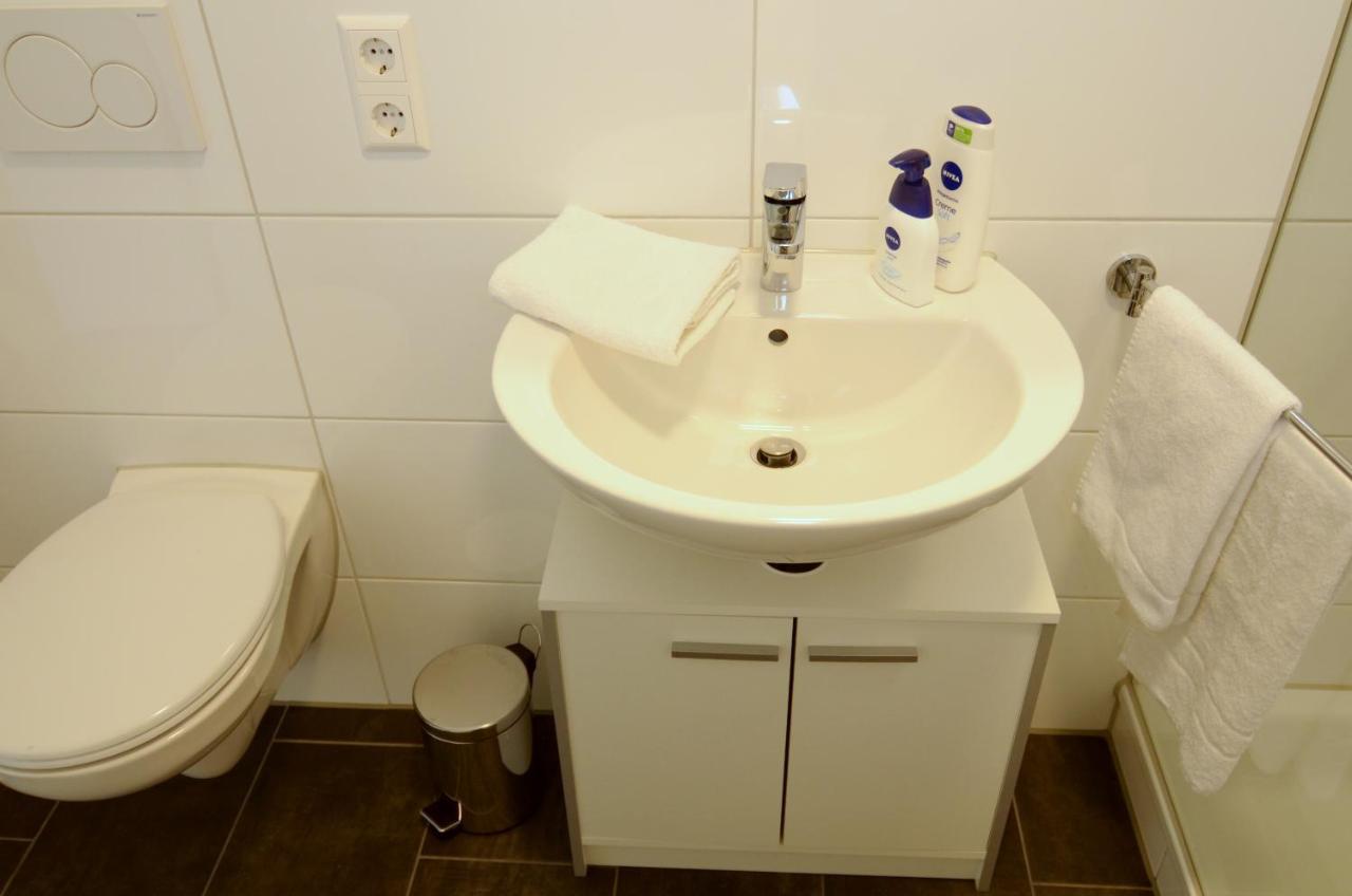 Unique Zentrale Moderne 2 Zimmer Wohnung Nahe Dem Park Филлинген-Швеннинген Экстерьер фото
